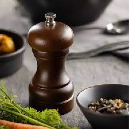 Salt & Pepper Mill