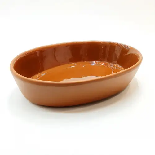 #16A033-2B;  Terra-cotta oval plate 22x16cm