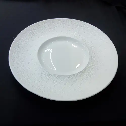 #BU6511; Ceramic round plate 10.5 inches