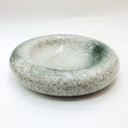 #BY-3243B; Ceramic donut shape bowl 8 in..