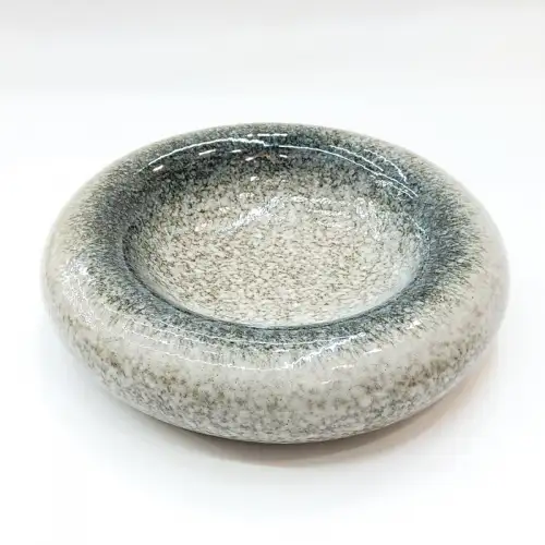 #BY-3304A; Ceramic donut shape bowl 8 inches