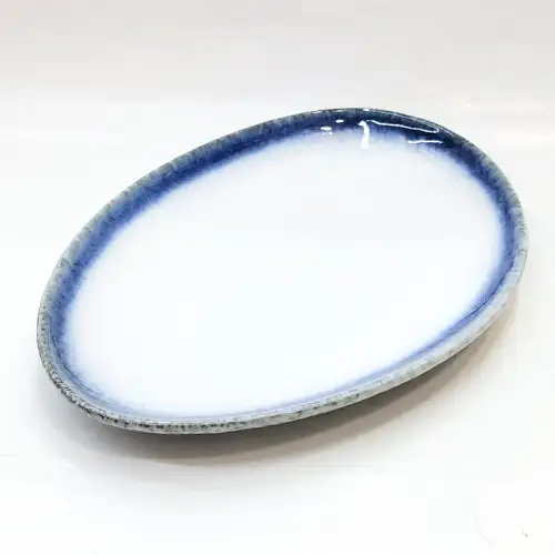 #BY-7884; Ceramic 10.5 inches triangle plate