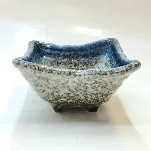 #BY-9598A: Ceramic square bowl 4 inches