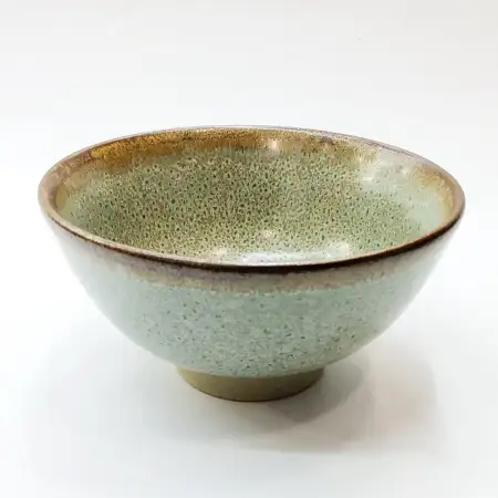 #CH-6459; Ceramic bowl 6.2 inches..
