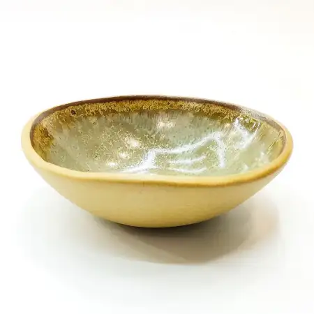 #CH-6527; Ceramic bowl 6 inches..