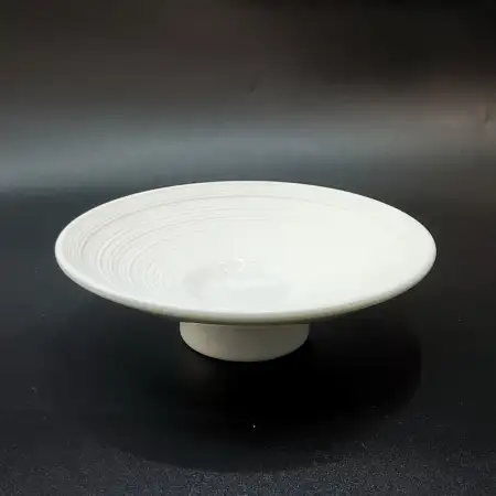 #CM5490; Ceramic round plate 4.5 inches..