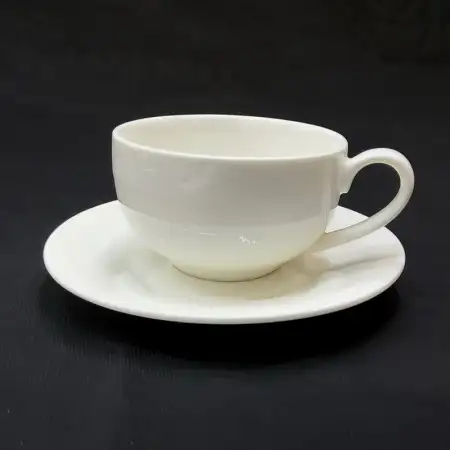 #CT8071; Ceramic coffee cup with saucer ..