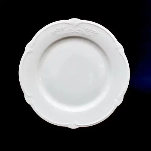 #HB9382; Ceramic plate round 8.25 inches