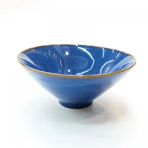#HN0191; Ceramic bowl 4.5"