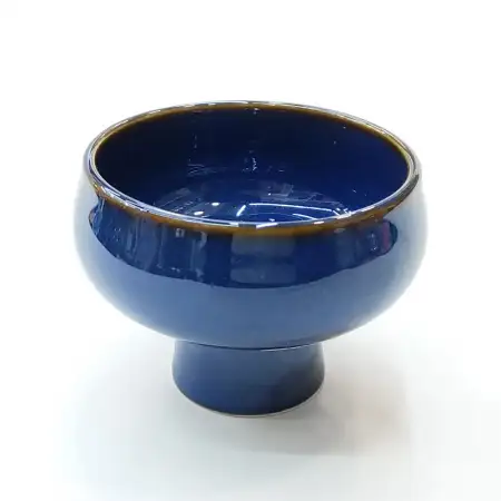 #HN0696; Ceramic dessert bowl w. stand..