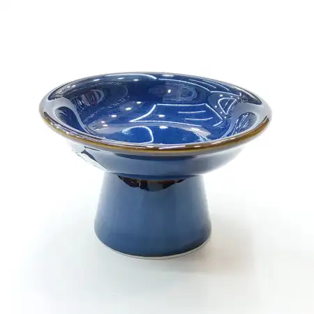 #HN7470; Ceramic sauce dish 8.3cm w. sta..