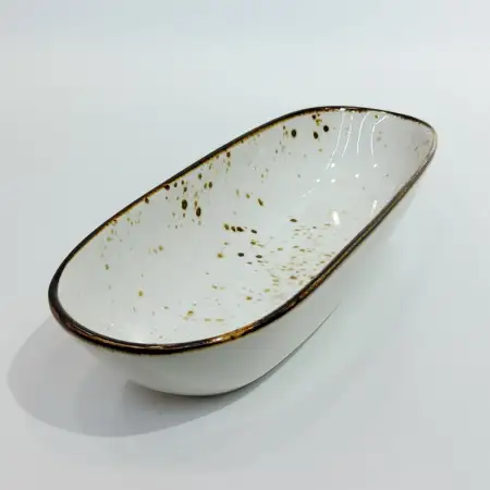 #KK6215-WT; Ceramic 9 inches oval deep p..