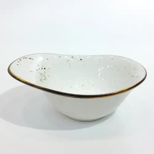 #KK7205-WT; Ceramic oval bowl 7.25 inches