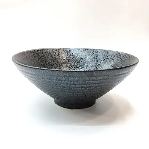 #NK-3472; Ceramic bowl 9 inches