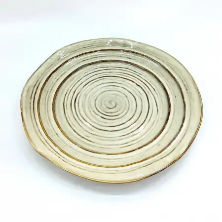 #SH0487; Ceramic 10.75"dinner plate..