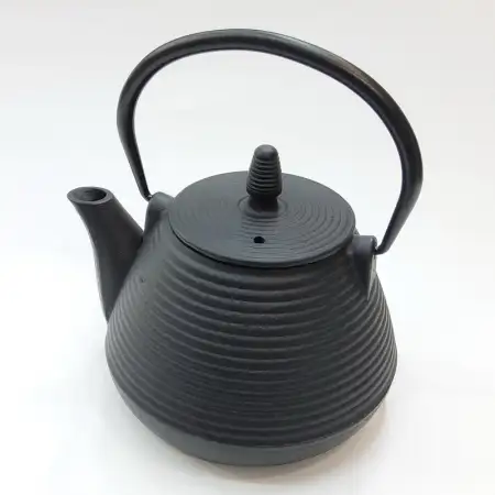 #SQ3529; Cast iron tea pot 1.0L..