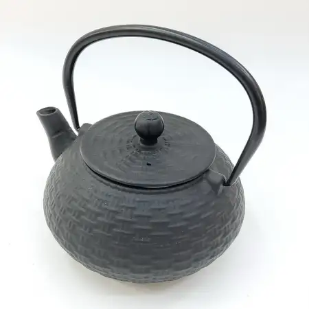#SQ5989; Cast iron tea pot 0.8L..