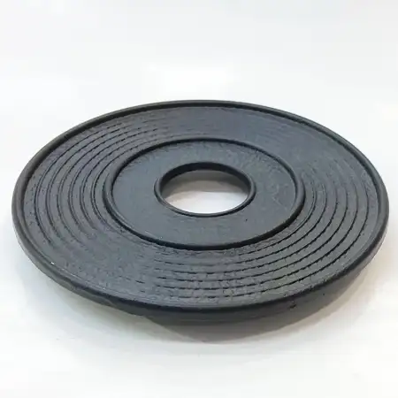 #SQ8883; Cast iron tea pot stand..