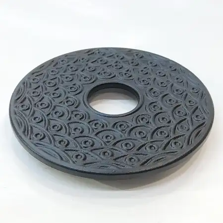 #SQ8906; Cast iron tea pot stand..