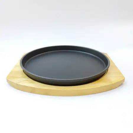 #YY2003; Cast iron pan 26cm round + wood..