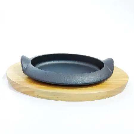 #YY2041; Cast iron pan 21cm oval + wood..