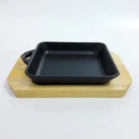 #YY8022; Cast iron pan 16.5x15cm+wood..